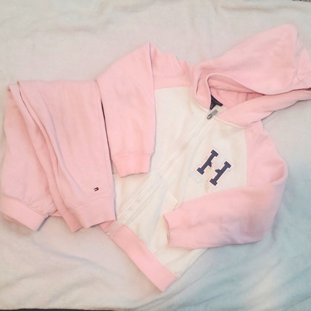 Tommy Hilfiger Size 5